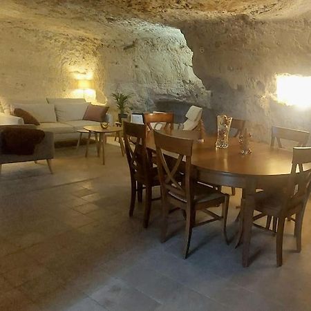 Troglo Entre Caves Et Chateaux Монлюис-сюр-Лоар Екстериор снимка
