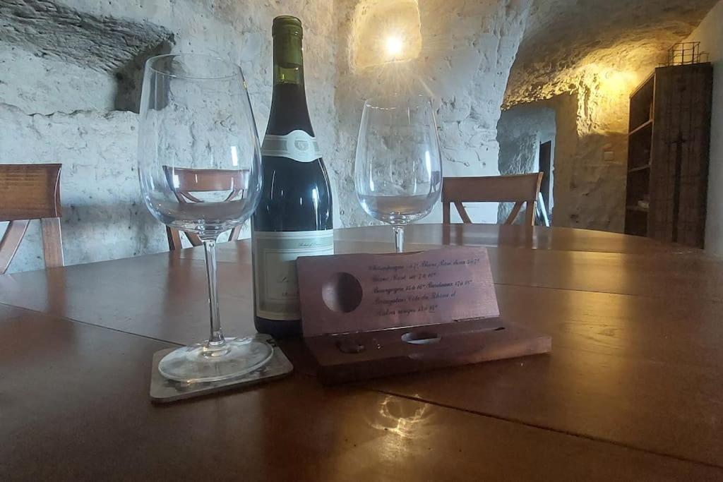 Troglo Entre Caves Et Chateaux Монлюис-сюр-Лоар Екстериор снимка